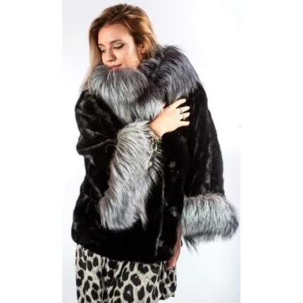 Capă din blană naturală model Irina