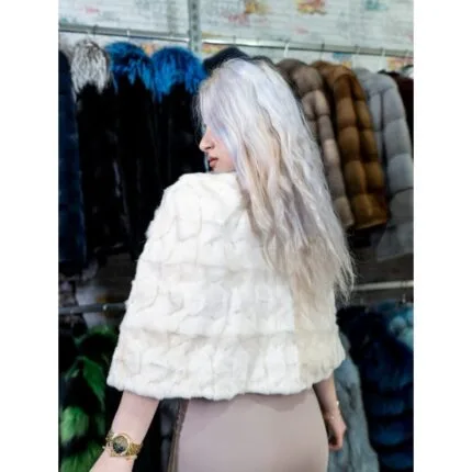 Capă din blană naturală de nurcă, white